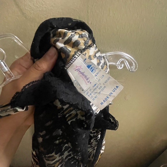 Vintage Federick nightgown - Picture 7 of 8